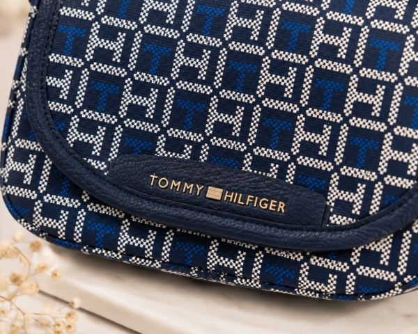Tommy Hilfiger Crossbody Bag